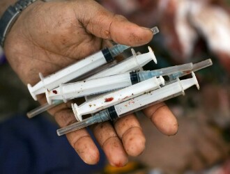 Наиболее часто заболевание встречается среди наркоманов