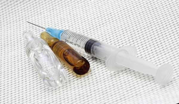 Значительную роль в выздоровлении играет своевременно оказанная первая помощь при радикулите поясничного отдела Значительную роль в выздоровлении играет своевременно оказанная первая помощь при радикулите поясничного отдела